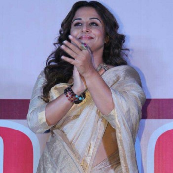 Shauchalaya ki Devi Vidya Balan - Page3Star